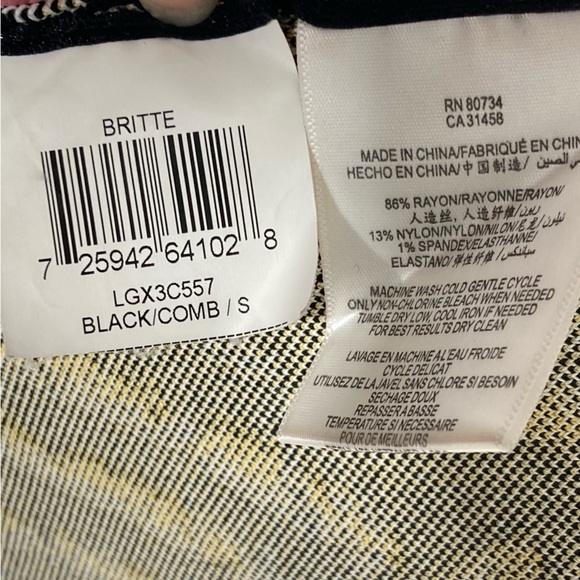 BCBG MAXAZRIA | Britte Bodycon Bandage Highrise Mini Skirt - Picture 12 of 12